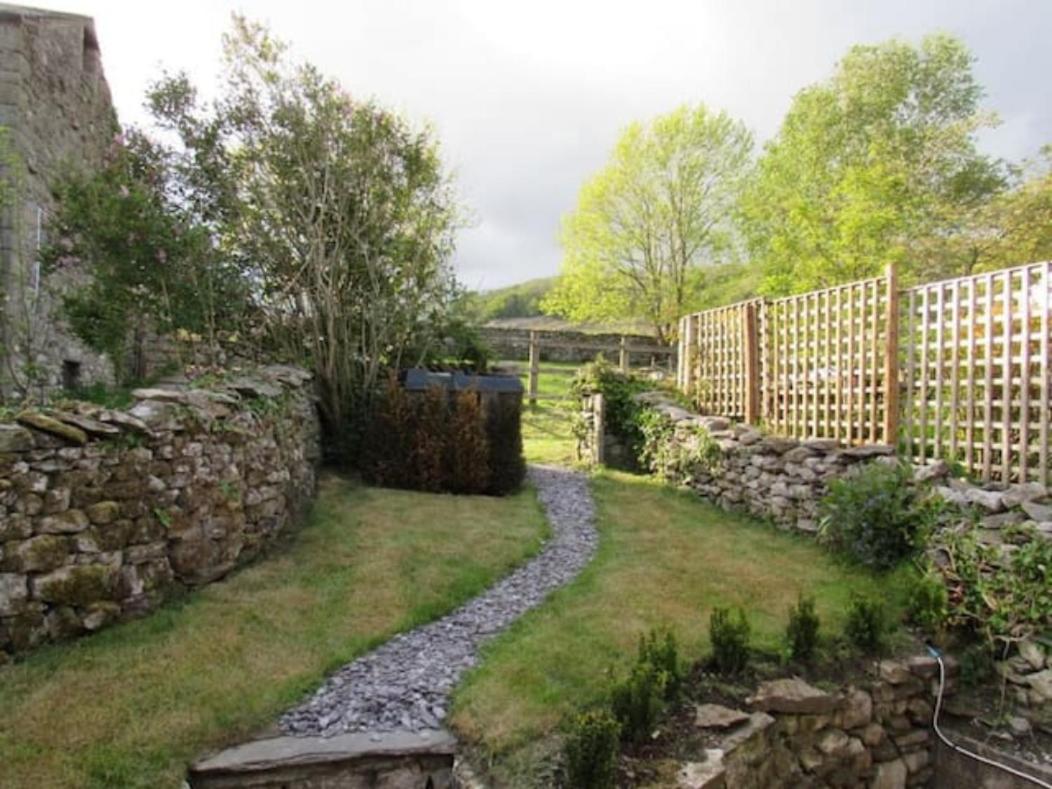 5 Star Cottage On The Green With Log Burner - Dog Friendly Austwick 外观 照片