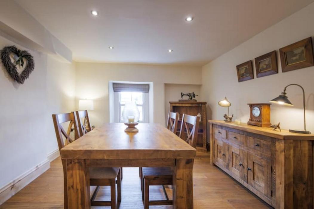 5 Star Cottage On The Green With Log Burner - Dog Friendly Austwick 外观 照片